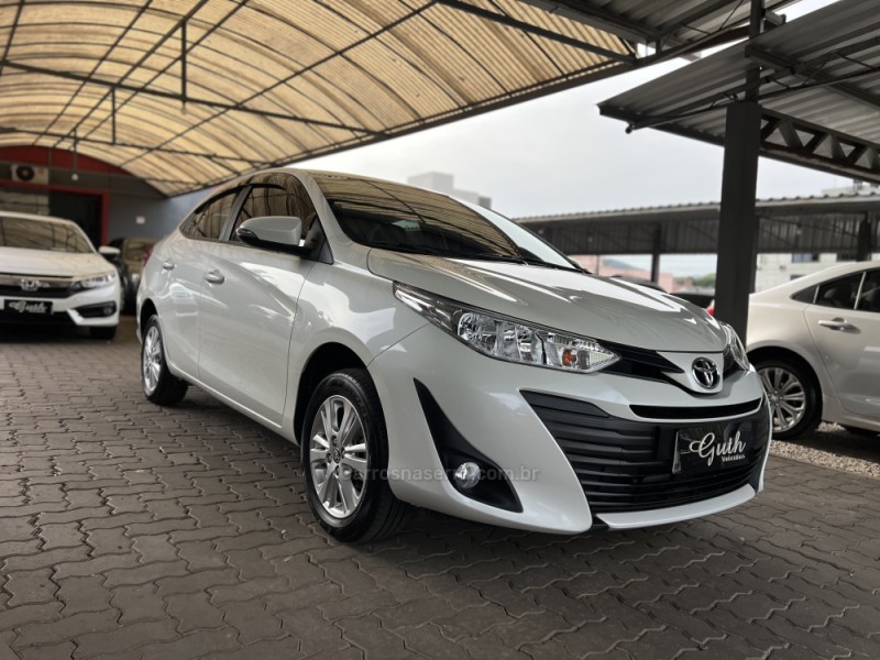 YARIS 1.5 16V FLEX SEDAN XL MULTIDRIVE3 - 2019 - BOM PRINCíPIO