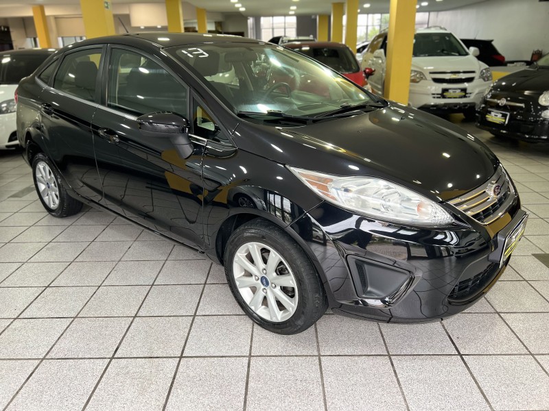 FIESTA 1.6 SE SEDAN 16V FLEX 4P MANUAL - 2013 - CAXIAS DO SUL