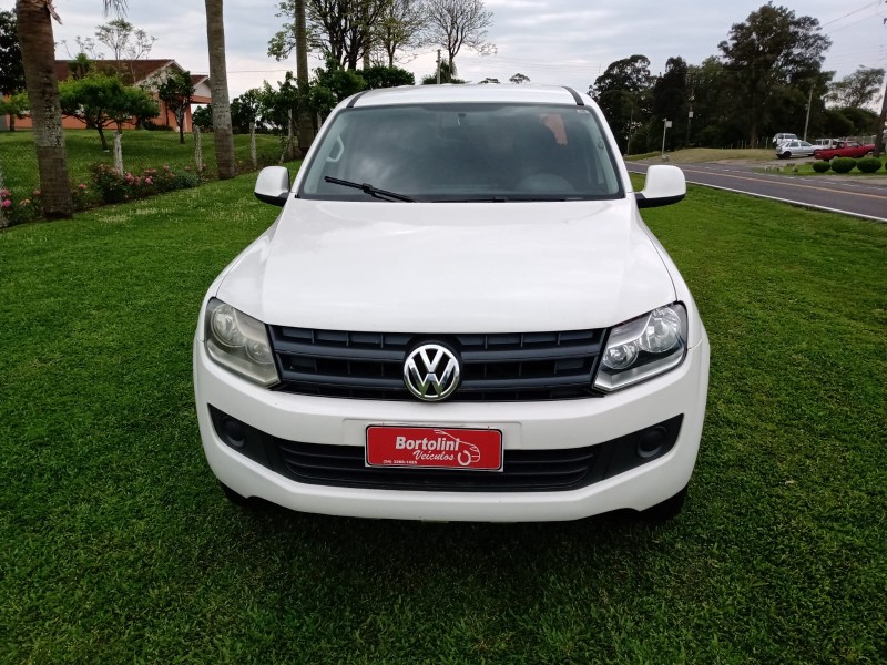 AMAROK 2.0 4X4 CD 16V TURBO INTERCOOLER DIESEL 4P MANUAL - 2014 - FARROUPILHA