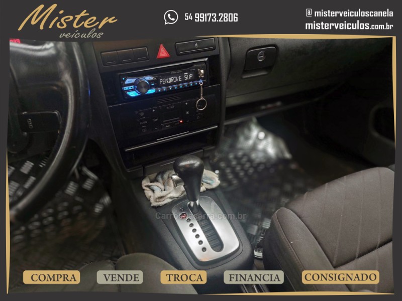 A3 1.8 20V GASOLINA 4P MANUAL - 2001 - CANELA