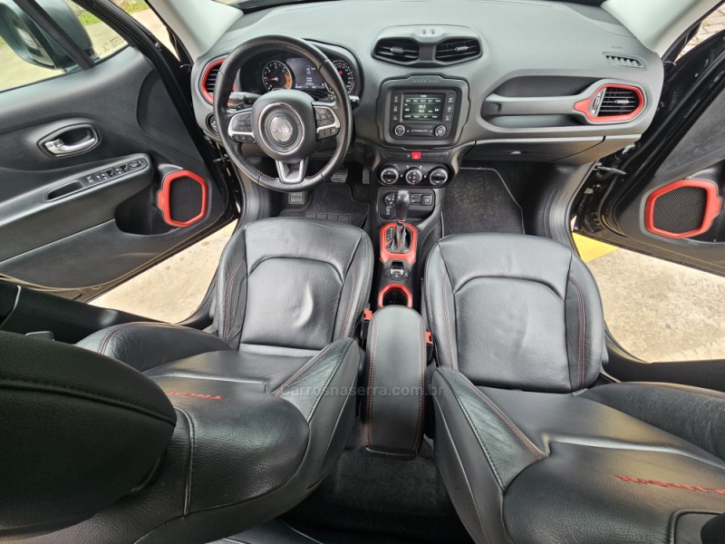 RENEGADE 2.0 16V TURBO DIESEL TRAILHAWK 4P 4X4 AUTOMÁTICO - 2018 - CAXIAS DO SUL