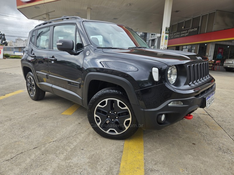 RENEGADE 2.0 16V TURBO DIESEL TRAILHAWK 4P 4X4 AUTOMÁTICO - 2018 - CAXIAS DO SUL