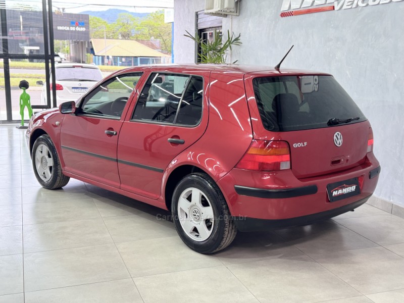 GOLF 1.6 MI 8V GASOLINA 4P MANUAL - 2001 - SAPIRANGA