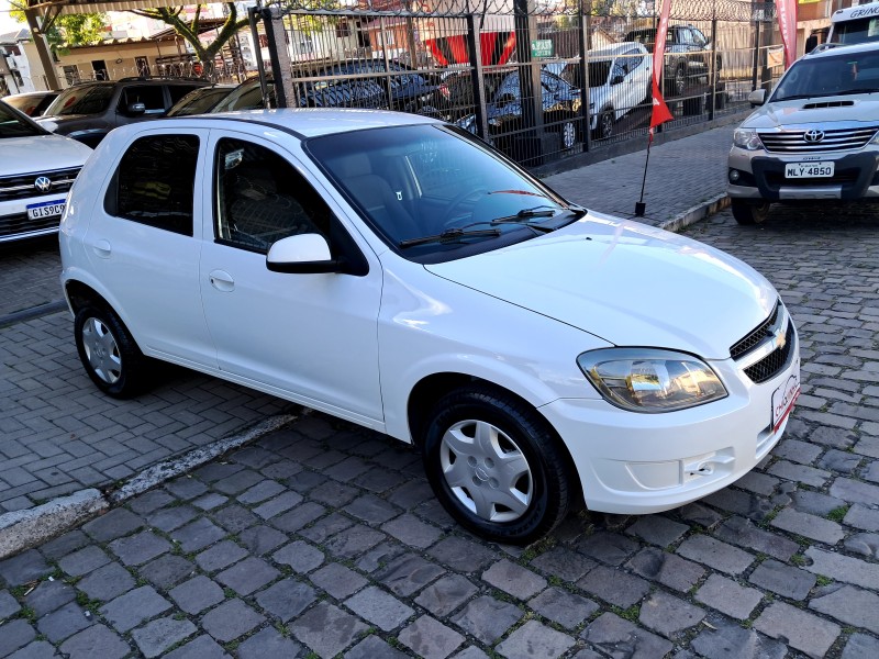 CELTA 1.0 MPFI LT 8V FLEX 4P MANUAL - 2013 - CAXIAS DO SUL