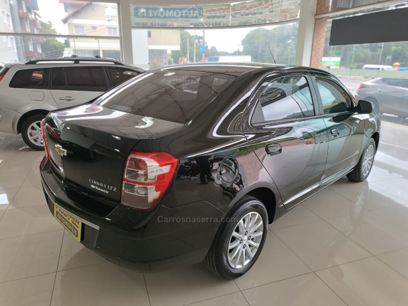 COBALT 1.4 MPFI LTZ 8V FLEX 4P MANUAL - 2014 - NOVA PETRóPOLIS