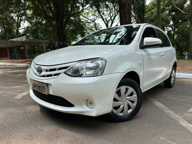 etios 1.5 xs 16v flex 4p manual 2017 dois irmaos