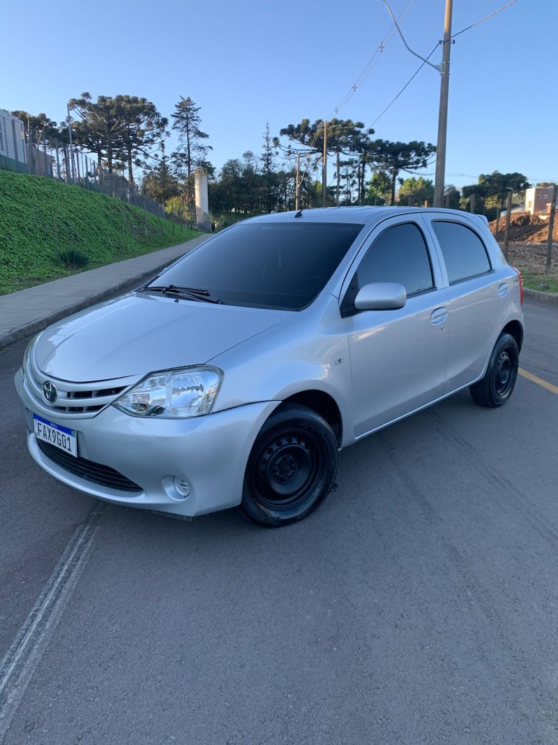 ETIOS 1.3 XS 16V FLEX 4P MANUAL - 2013 - CAXIAS DO SUL