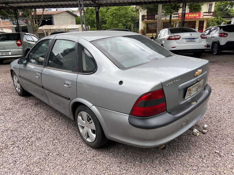 VECTRA 2.0 MPFI GL 8V GASOLINA 4P MANUAL - 1998 - CAXIAS DO SUL