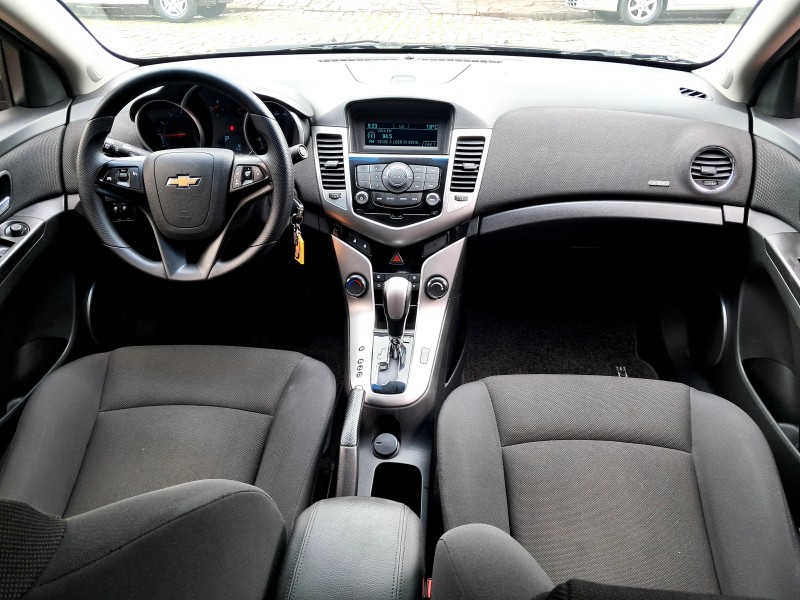 CRUZE 1.8 LT 16V FLEX 4P AUTOMÁTICO - 2015 - CAXIAS DO SUL