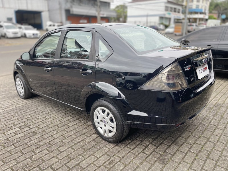 FIESTA 1.6 MPI SEDAN 8V FLEX 4P MANUAL - 2014 - CAMPO BOM