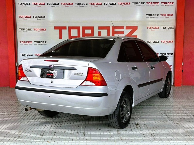 FOCUS 1.6 SE SEDAN 16V FLEX 4P AUTOMÁTICO - 2008 - SãO SEBASTIãO DO CAí