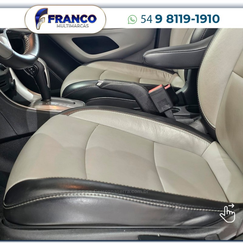 TRACKER 1.8 MPFI LTZ 4X2 16V FLEX 4P AUTOMÁTICO - 2015 - VACARIA