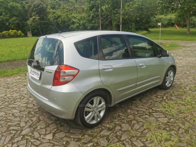 FIT 1.5 EX 16V GASOLINA 4P AUTOMÁTICO - 2009 - SãO SEBASTIãO DO CAí