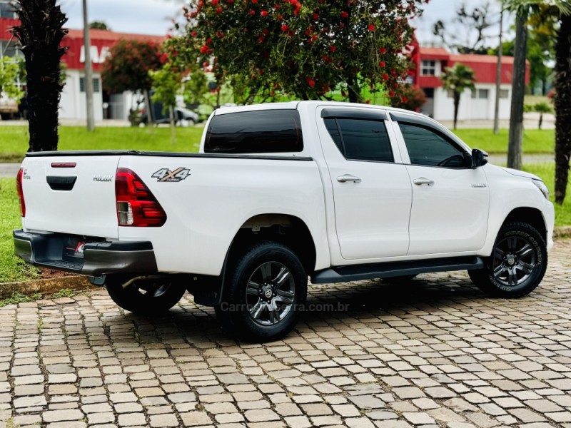 HILUX 2.8 4X4 CD 8V DIESEL 4P MANUAL