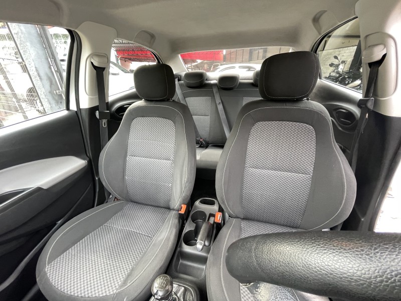 PRISMA 1.0 MPFI JOY 8V FLEX 4P MANUAL - 2019 - NOVA PETRóPOLIS