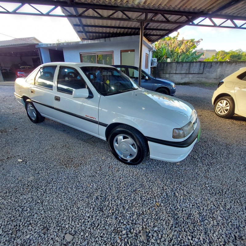 vectra 2.0 mpfi gls 8v gasolina 4p manual 1996 bom principio