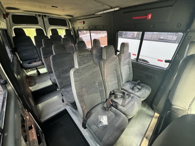 MASTER 2.3 DCI MINIBUS VIP L3H2 16 LUGARES 16V DIESEL 4P MANUAL - 2011 - CAXIAS DO SUL