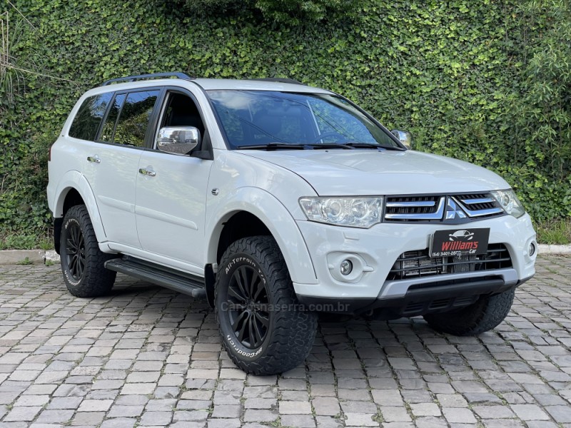 pajero dakar 3.2 hpe 4x4 7 lugares 16v turbo intercooler diesel 4p automatico 2015 farroupilha