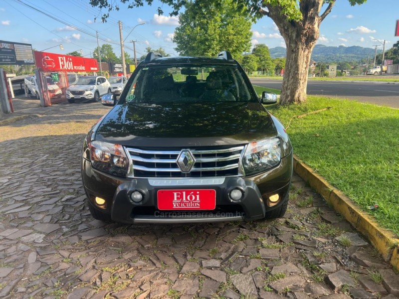 DUSTER 1.6 DYNAMIQUE 4X2 16V FLEX 4P MANUAL - 2013 - DOIS IRMãOS