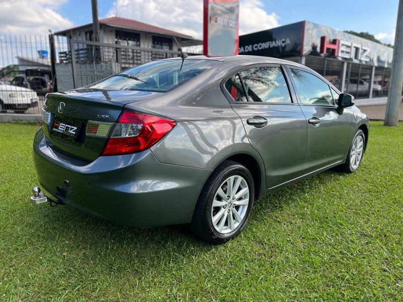 CIVIC 1.8 LXS 16V FLEX 4P MANUAL