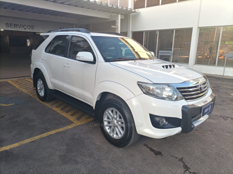 HILUX SW4 3.0 SRV 4X4 16V TURBO INTERCOOLER DIESEL 4P AUTOMÁTICO - 2015 - NOVA PETRóPOLIS