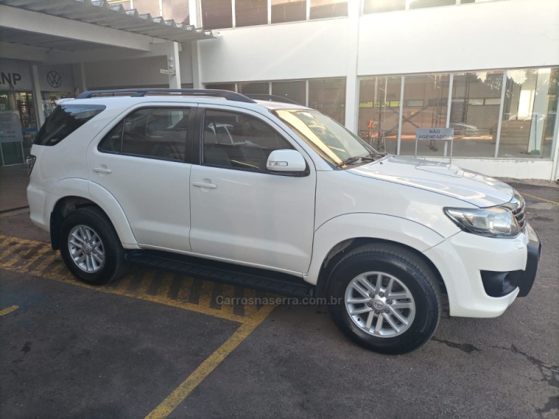 HILUX SW4 3.0 SRV 4X4 16V TURBO INTERCOOLER DIESEL 4P AUTOMÁTICO - 2015 - NOVA PETRóPOLIS