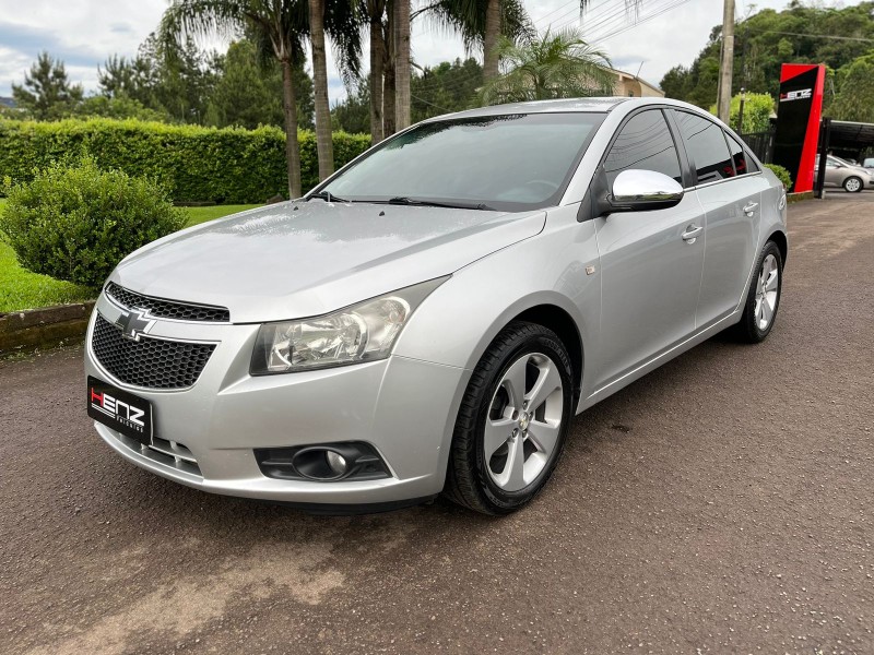 CRUZE 1.8 LT 16V FLEX 4P AUTOMÁTICO