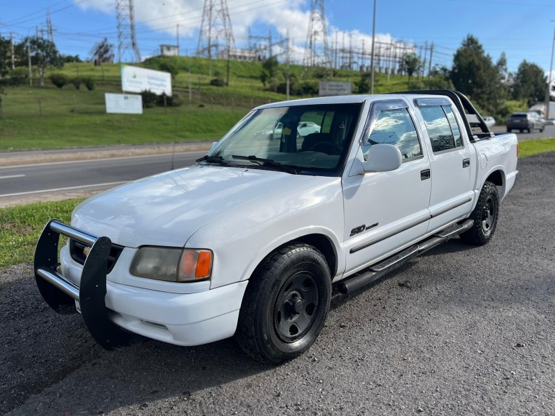 S10 2.2 MPFI DLX 4X2 CD 8V GASOLINA 4P MANUAL - 1997 - FARROUPILHA