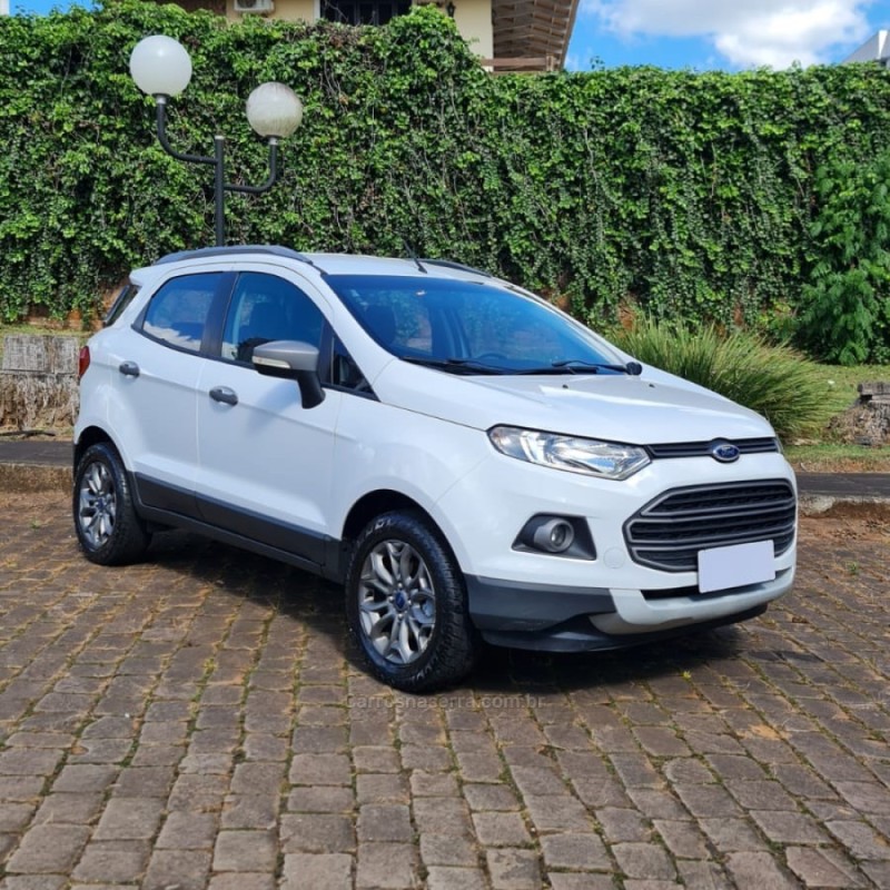 ECOSPORT 1.6 FREESTYLE 8V FLEX 4P MANUAL - 2014 - LAGOA VERMELHA