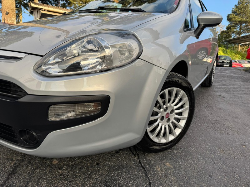 PUNTO 1.4 ATTRACTIVE 8V FLEX 4P MANUAL - 2013 - CAXIAS DO SUL