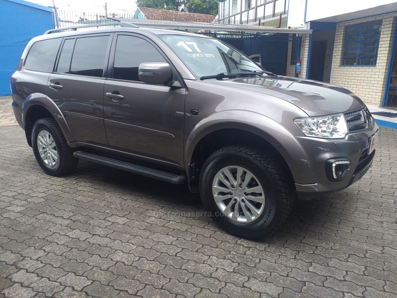 PAJERO DAKAR 3.2 HPE 4X4 7 LUGARES 16V TURBO INTERCOOLER DIESEL 4P AUTOMÁTICO - 2017 - CAXIAS DO SUL