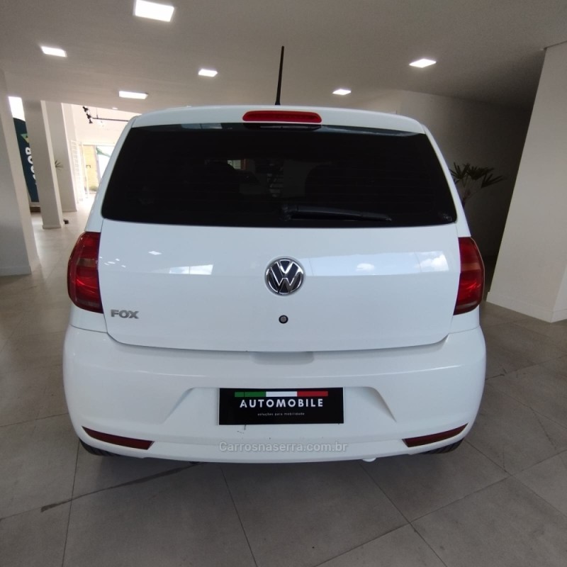 FOX 1.0 ITREND 8V FLEX 4P MANUAL - 2012 - ANTôNIO PRADO