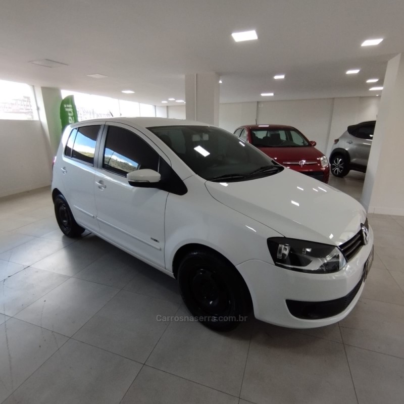 FOX 1.0 ITREND 8V FLEX 4P MANUAL - 2012 - ANTôNIO PRADO