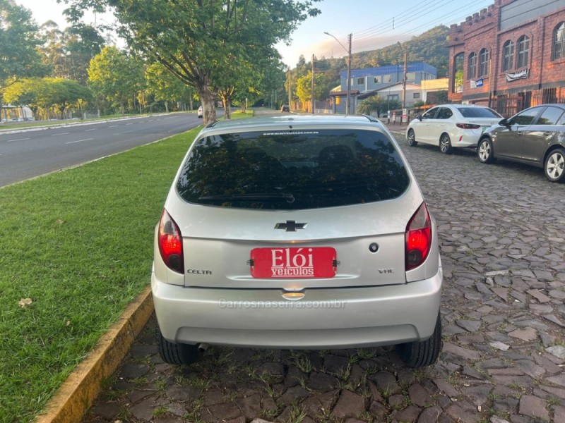 CELTA 1.0 MPFI LT 8V FLEX 4P MANUAL - 2013 - DOIS IRMãOS