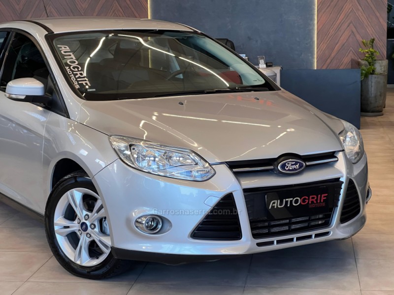 FOCUS 1.6 SE 16V FLEX 4P MANUAL - 2015 - CAMPO BOM