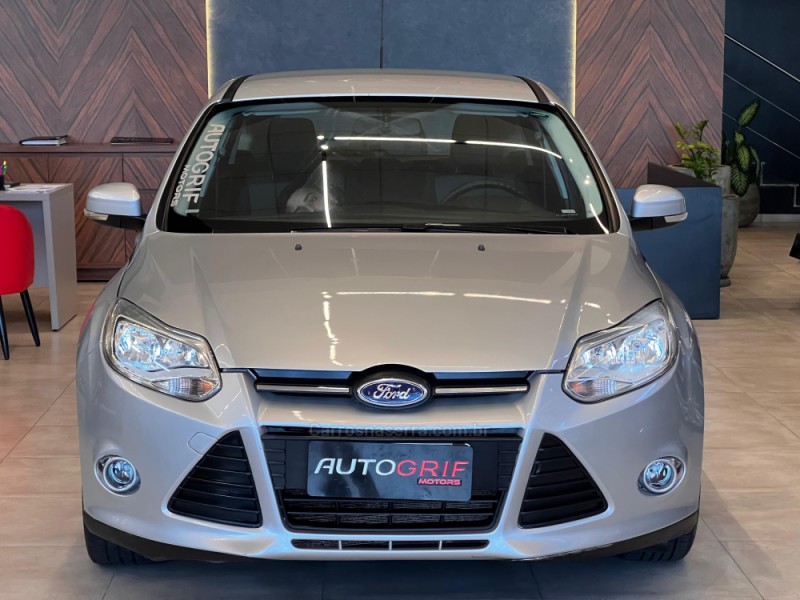 FOCUS 1.6 SE 16V FLEX 4P MANUAL - 2015 - CAMPO BOM