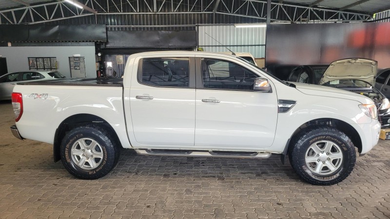 RANGER 3.2 XLT 4X4 CD 20V DIESEL 4P AUTOMÁTICO - 2016 - GARIBALDI