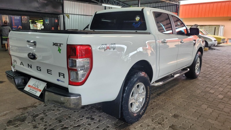 RANGER 3.2 XLT 4X4 CD 20V DIESEL 4P AUTOMÁTICO - 2016 - GARIBALDI