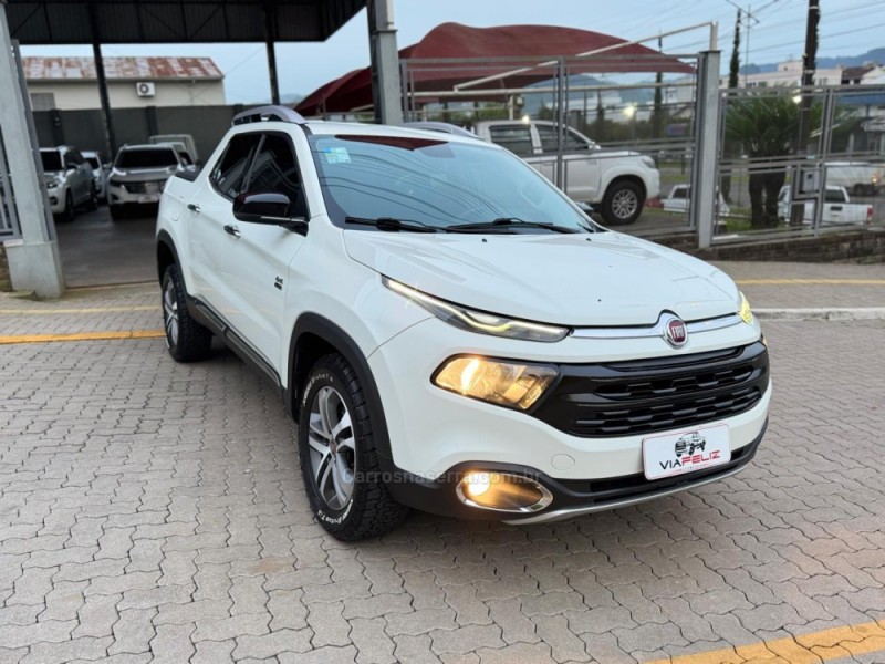 TORO 2.0 16V TURBO DIESEL VOLCANO 4WD AUTOMÁTICO - 2018 - FELIZ