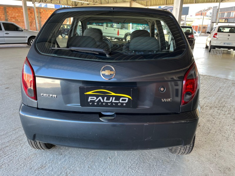 CELTA 1.0 MPFI SUPER 8V FLEX 4P MANUAL - 2009 - VACARIA