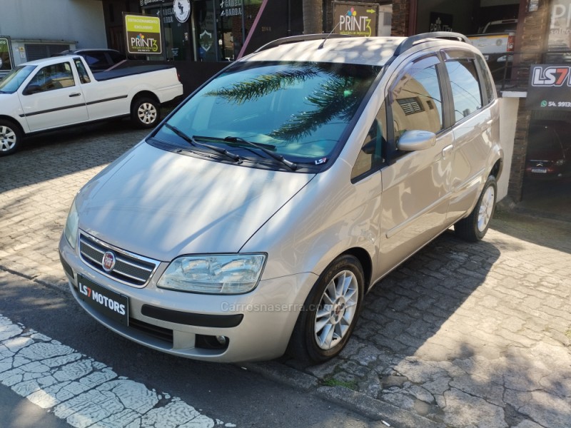 IDEA 1.8 MPI ELX 8V FLEX 4P MANUAL - 2010 - CAXIAS DO SUL