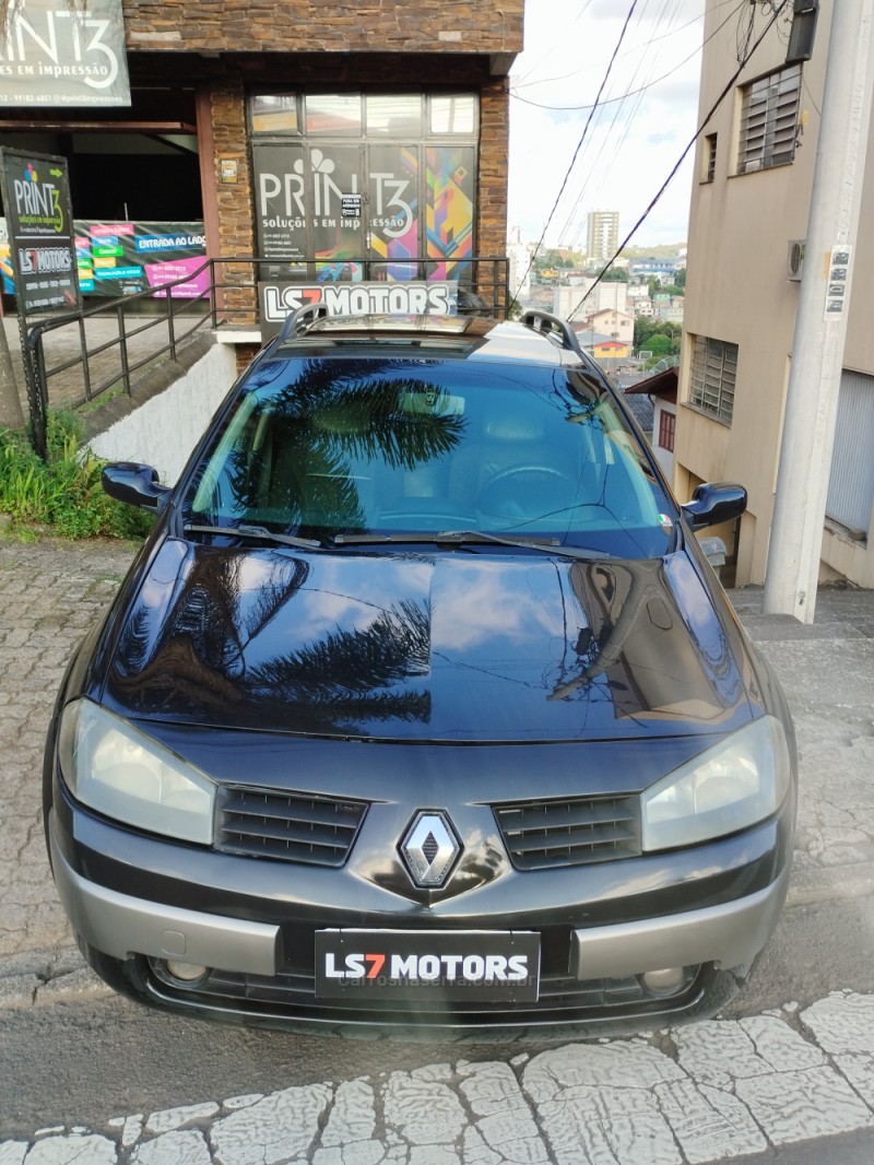 MÉGANE 1.6 DYNAMIQUE GRAND TOUR 16V FLEX 4P MANUAL - 2008 - CAXIAS DO SUL