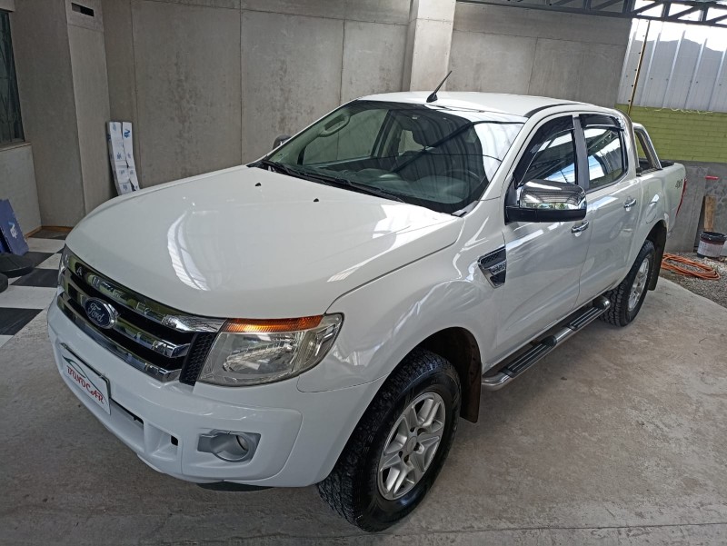 RANGER 3.2 XLT 4X4 CD 20V DIESEL 4P AUTOMÁTICO - 2014 - CAXIAS DO SUL