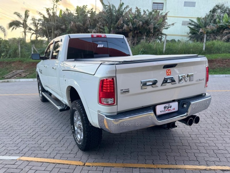 RAM 6.7 2500 LARAMIE 4X4 CD I6 TURBO DIESEL 4P AUTOMÁTICO - 2018 - FELIZ