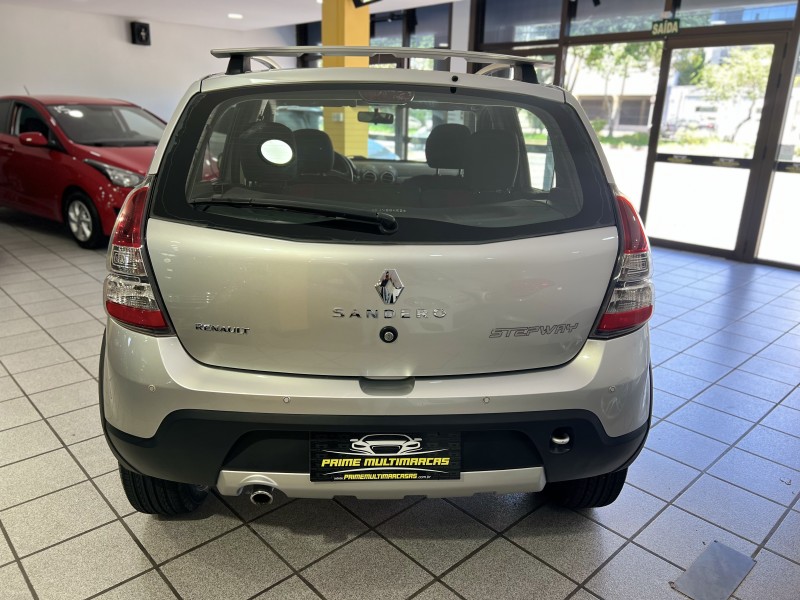 SANDERO 1.6 STEPWAY 16V FLEX 4P MANUAL - 2013 - CAXIAS DO SUL