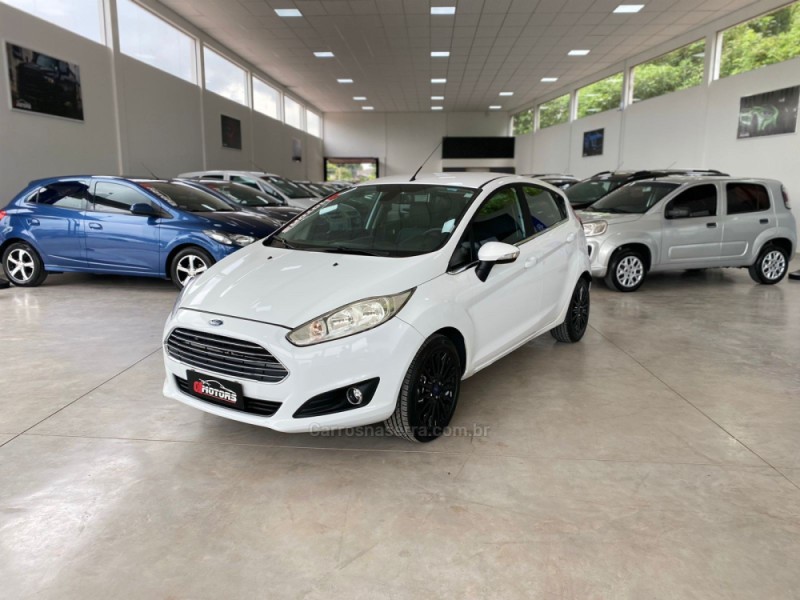 fiesta 1.6 titanium plus hatch 16v flex 4p automatico 2016 novo hamburgo