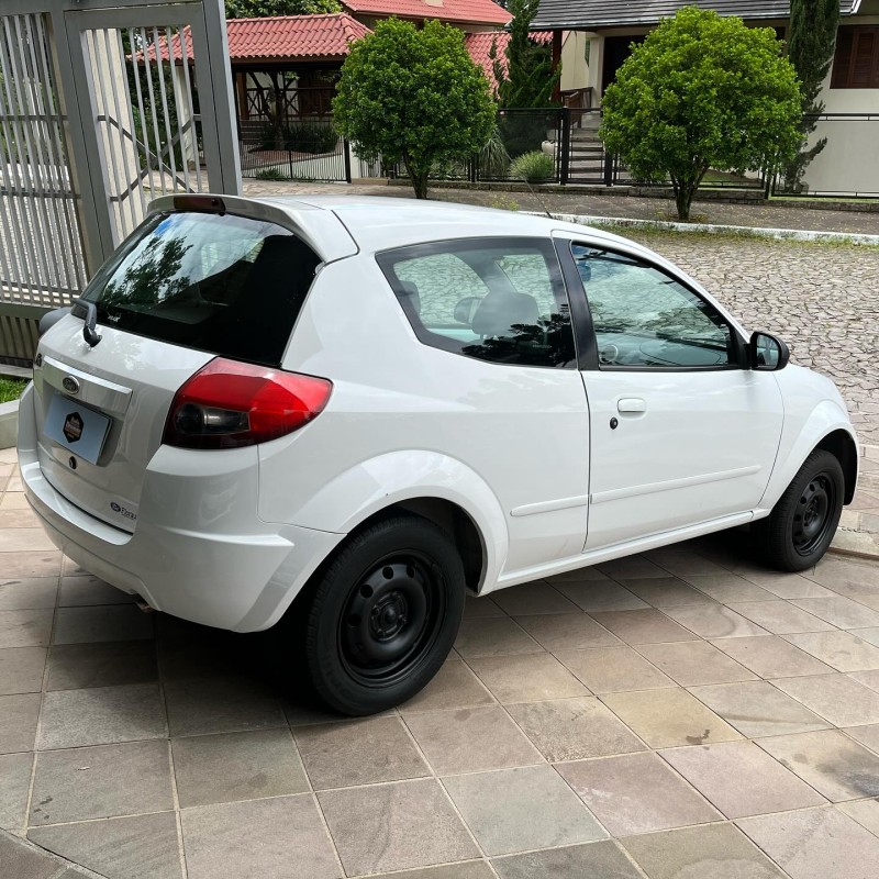 KA 1.0 MPI CLASS 8V FLEX 2P MANUAL - 2011 - NOVA PETRóPOLIS