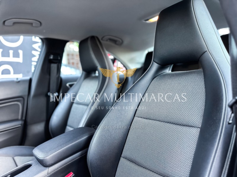 CLA 180 1.6 16V TURBO 122CV GASOLINA 4P MANUAL - 2018 - NOVO HAMBURGO