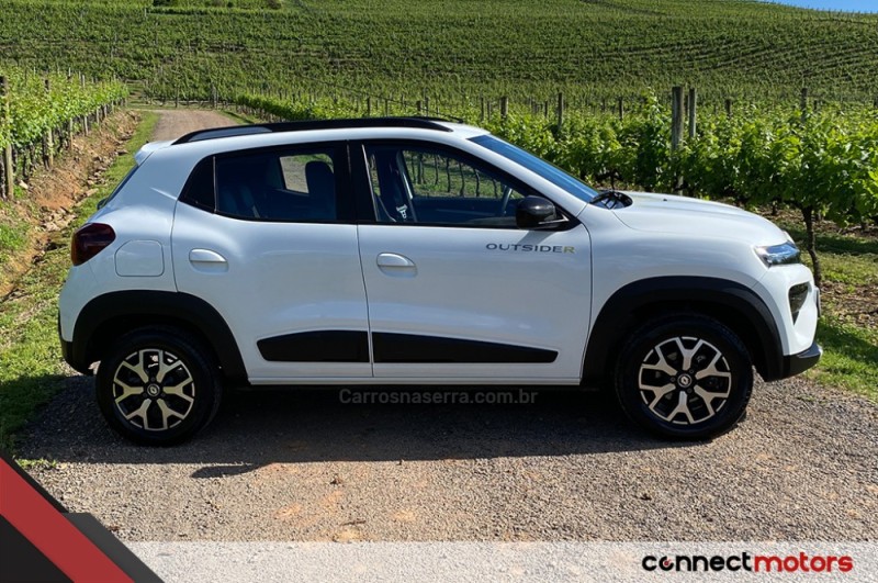 KWID 1.0 12V OUTSIDER FLEX 4P MANUAL - 2023 - BENTO GONçALVES