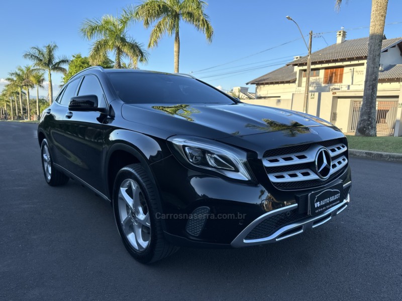 GLA 200 1.6 CGI ADVANCE 16V TURBO FLEX 4P AUTOMÁTICO - 2018 - SãO LEOPOLDO